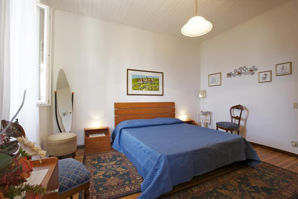 Ferienwohnung Piazzale Italia Oggebio Exterior foto
